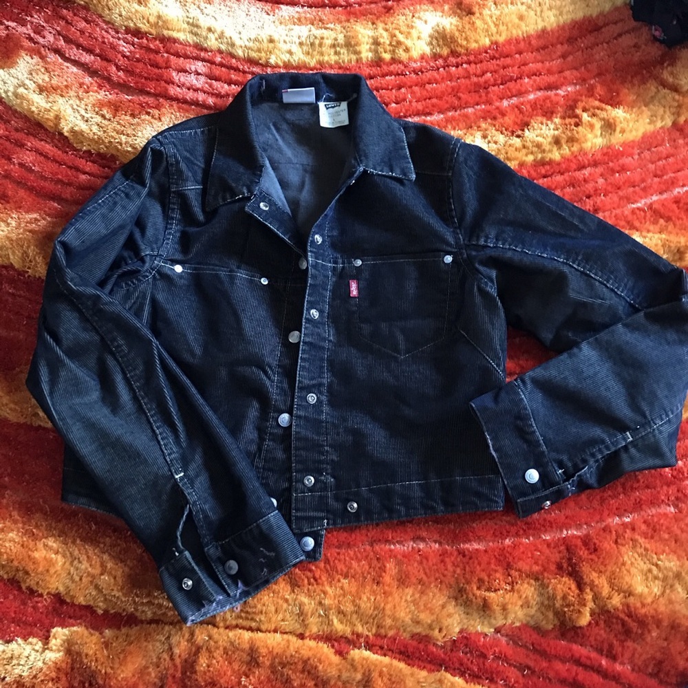 Levi’s black jacket